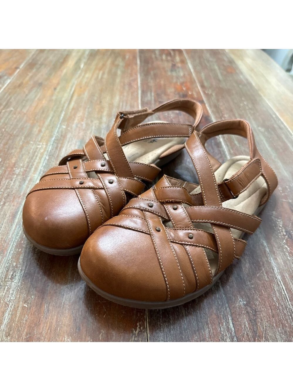 Clarks Light Brown Leather Sandals Size 10 Womens